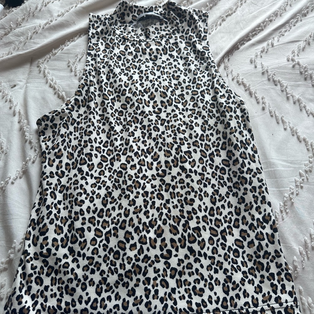 Cheetah top - Picture 2 of 3